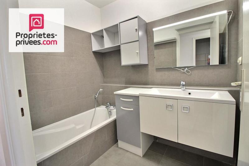 Appartement - 72 m² - 3 pièces