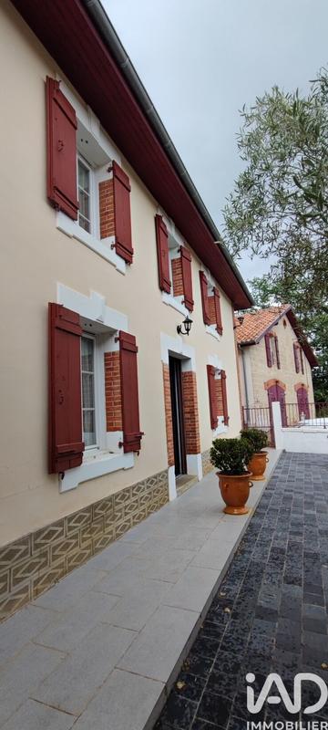 Maison - 199 m² - 6 pièces