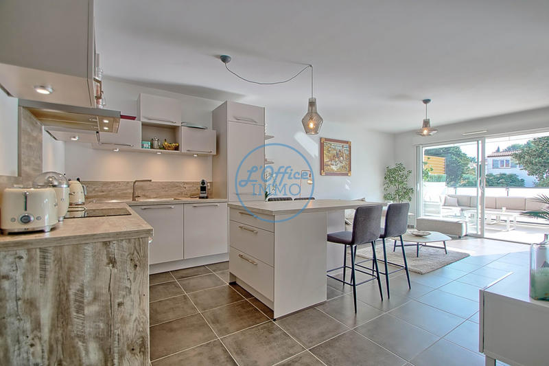 Appartement - 82 m² - 4 pièces