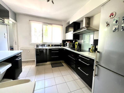 Appartement - 70 m² - 2 pièces