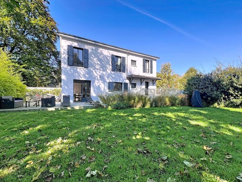 Villa - 147 m² - 6 pièces