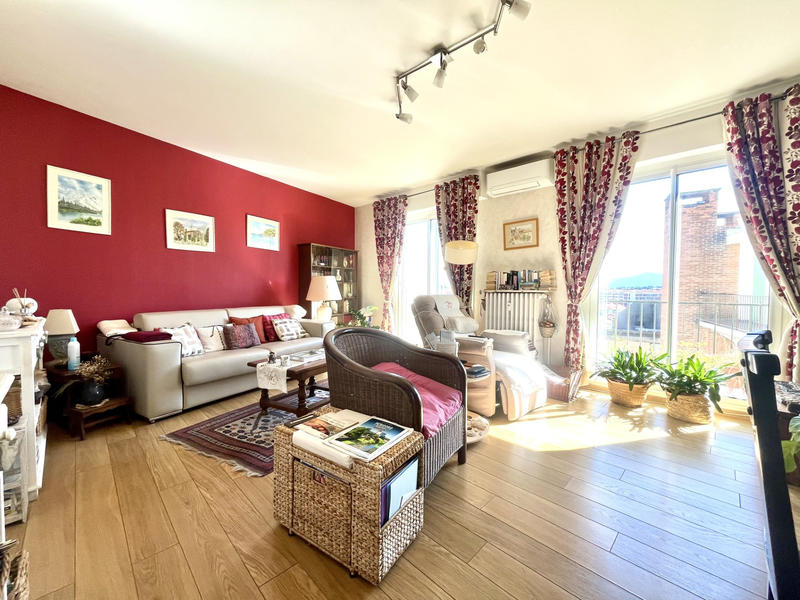 Appartement - 63 m² - 2 pièces