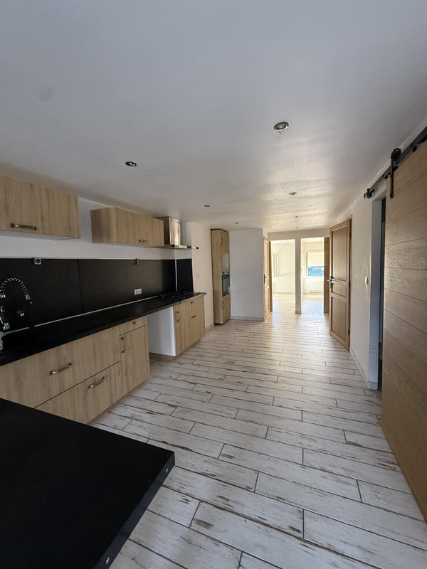 Maison - 160 m² - 6 pièces