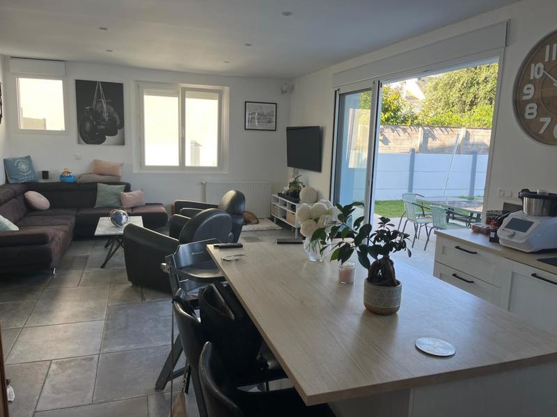 Maison - 140 m² - 4 pièces