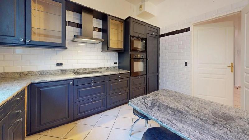 Appartement - 120 m² - 4 pièces