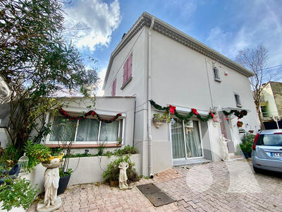 Maison - 224 m² - 6 pièces