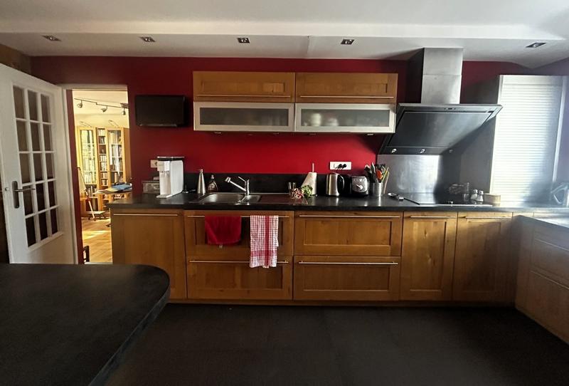 Maison - 199 m² - 9 pièces