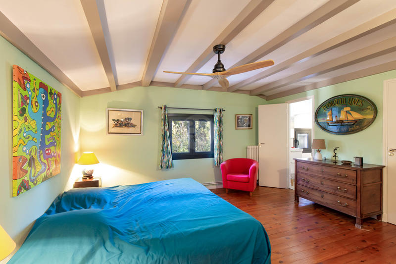 Villa - 200 m² - 6 pièces