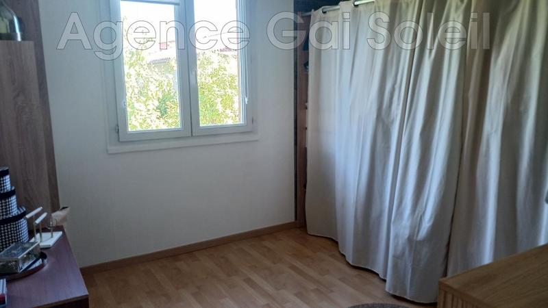 Villa - 100 m² - 5 pièces