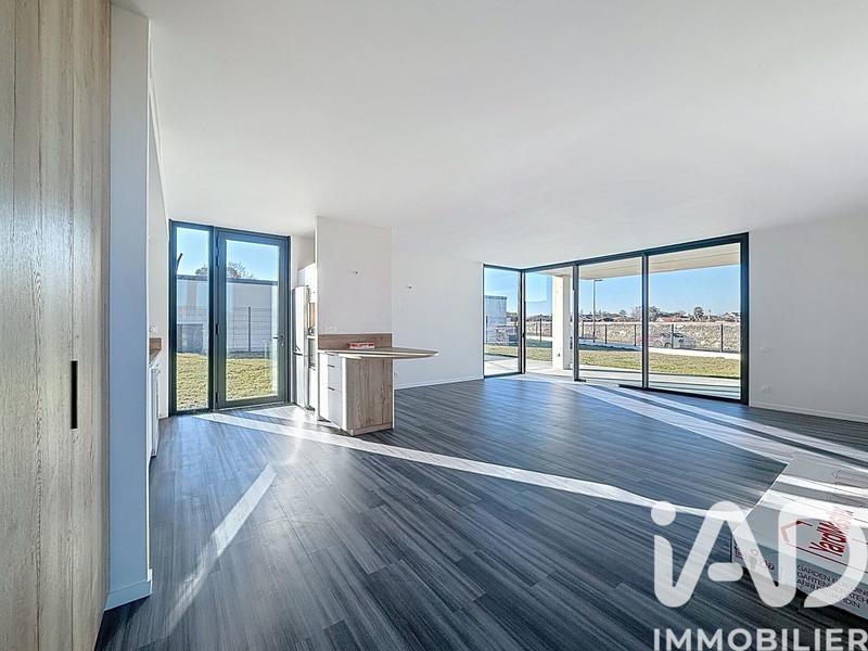 Maison - 104 m² - 5 pièces