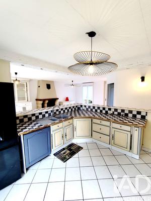 Maison - 97 m² - 5 pièces