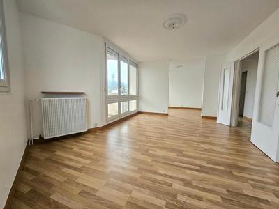 Appartement - 81 m² - 4 pièces