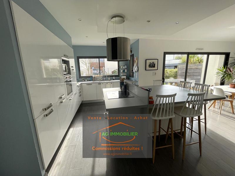 Maison - 175 m² - 7 pièces