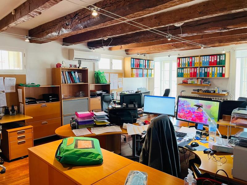 Propriété - 684 m² - 15 pièces