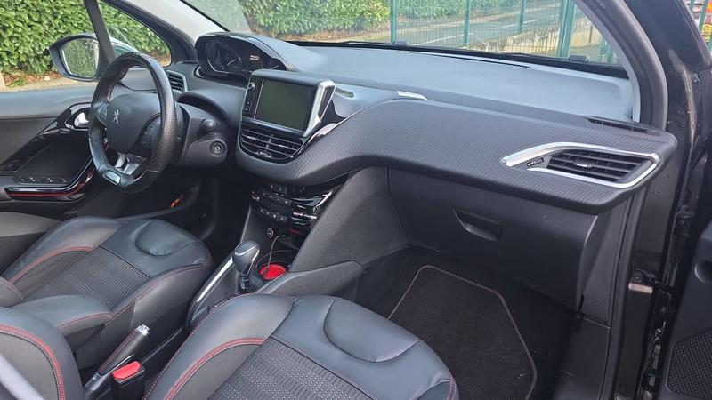 Peugeot 208 1.2 PureTech 110 Gt-Line