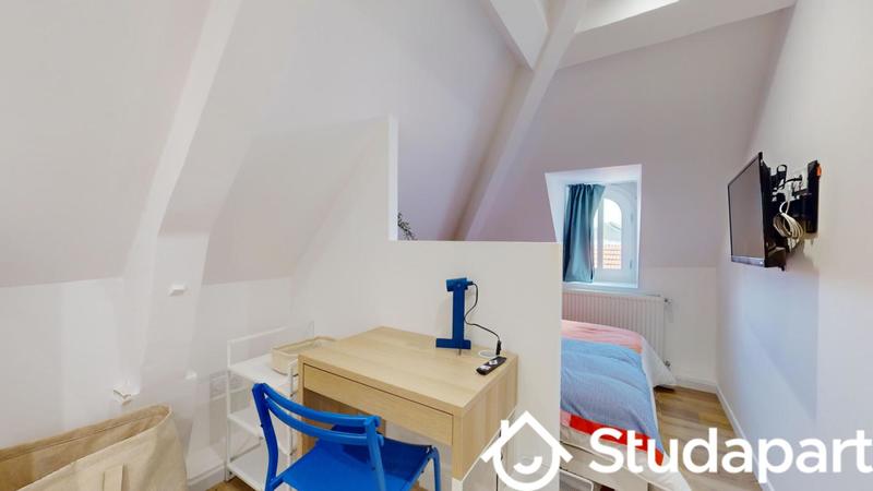 Chambre - 11 m² - 1 pièce