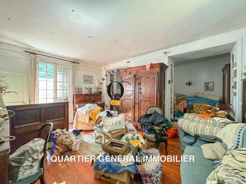 Maison de maîtres - 300 m² - 6 pièces