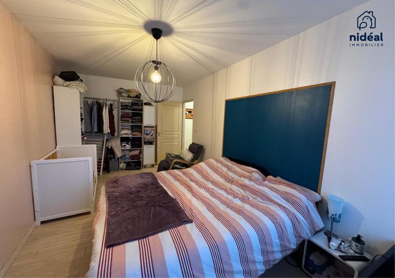 Maison - 93 m² - 4 pièces