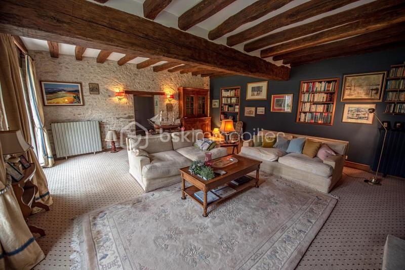 Corps de ferme - 240 m² - 10 pièces