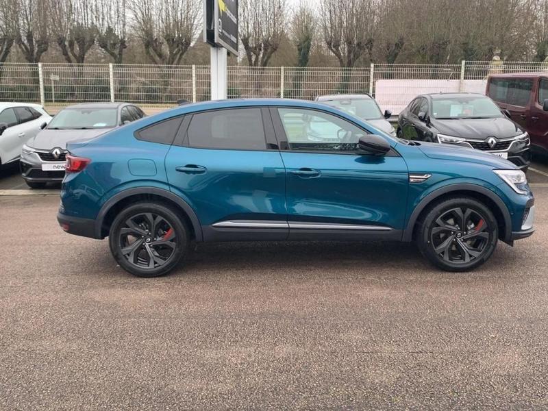 Renault Arkana E-Tech 145 - 21b R.S. Line