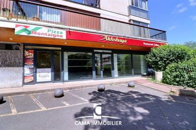 Local commercial - 185 m²