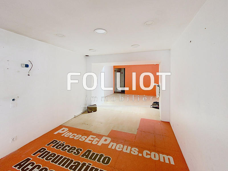 Local commercial - 88 m² - 3 pièces