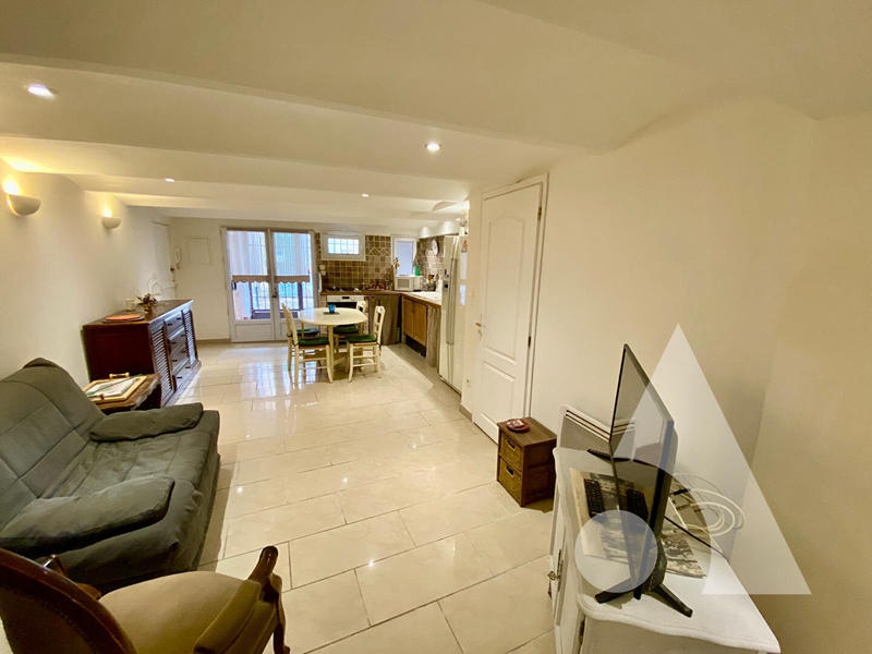 Appartement - 60 m² - 1 pièce