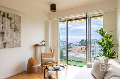 Appartement - 79 m² - 4 pièces