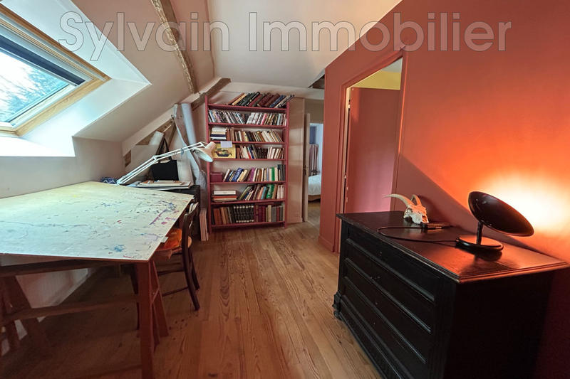 Maison - 171 m² - 7 pièces