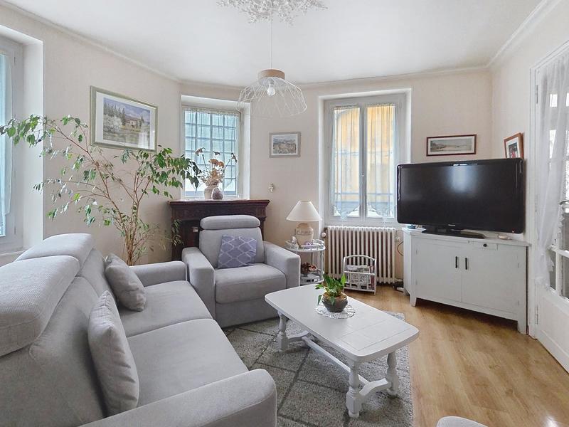 Maison - 138 m² - 5 pièces