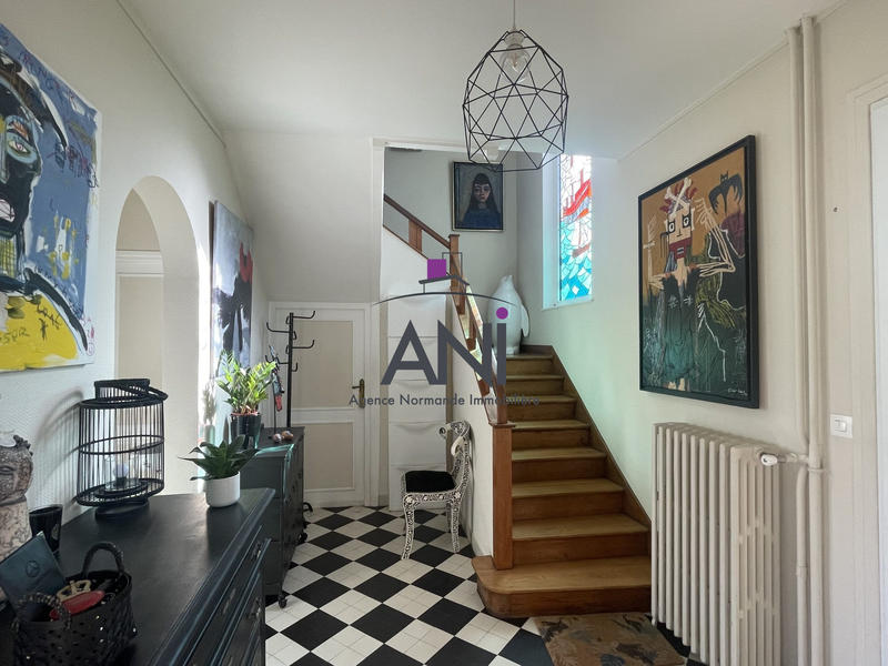 Maison - 171 m² - 8 pièces