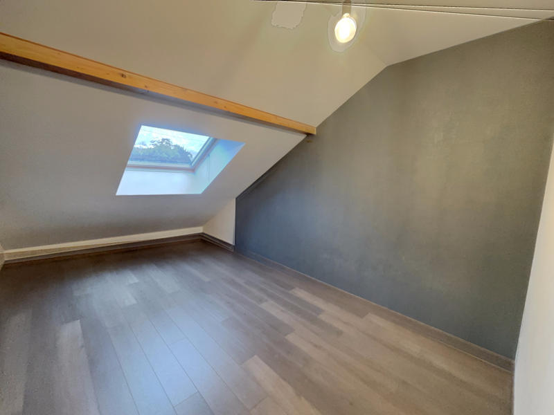 Appartement - 99 m² - 4 pièces