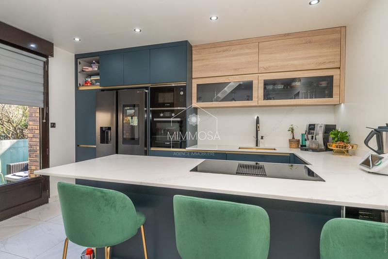 Maison - 170 m² - 7 pièces