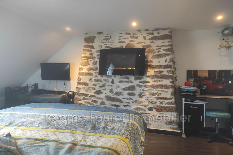 Maison - 98 m² - 5 pièces