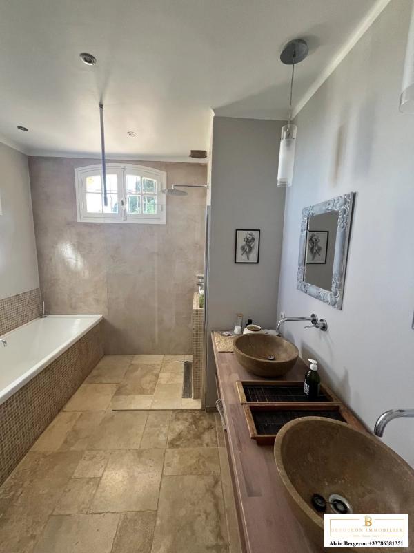 Villa - 154 m² - 5 pièces