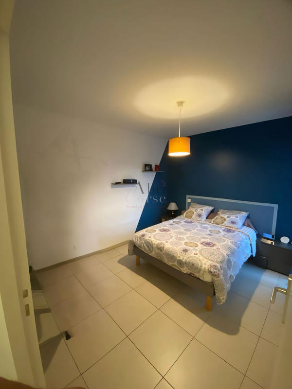 Appartement - 79 m² - 4 pièces