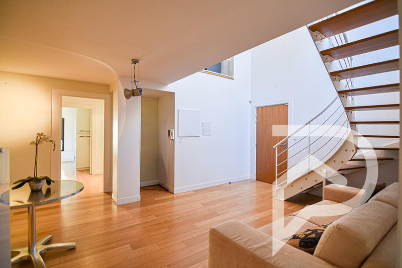 Appartement - 162 m² - 5 pièces