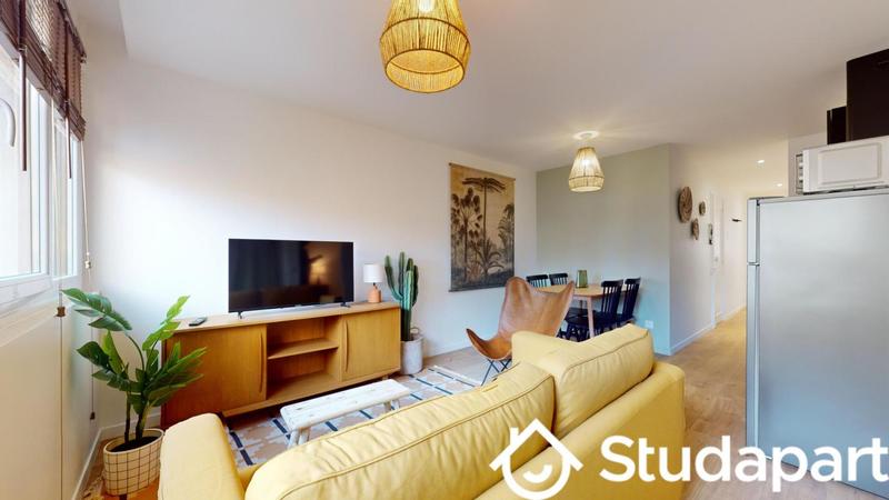 Chambre - 9 m² - 1 pièce