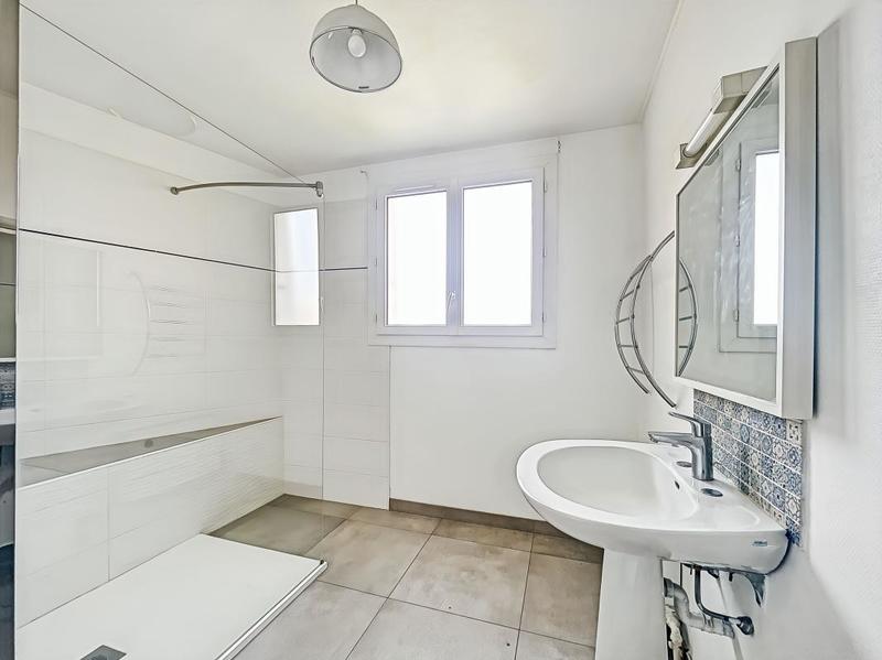 Appartement - 70 m² - 2 pièces