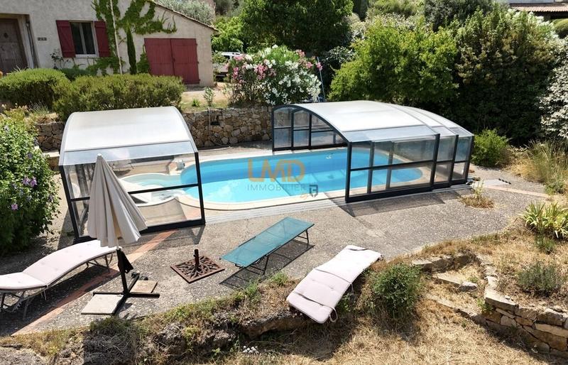 Propriété - 165 m² - 5 pièces