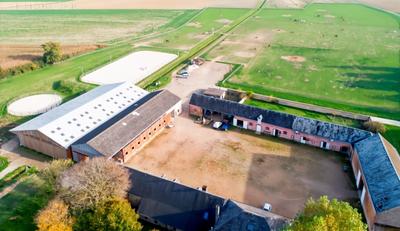 Maison - 358 m² - 12 pièces