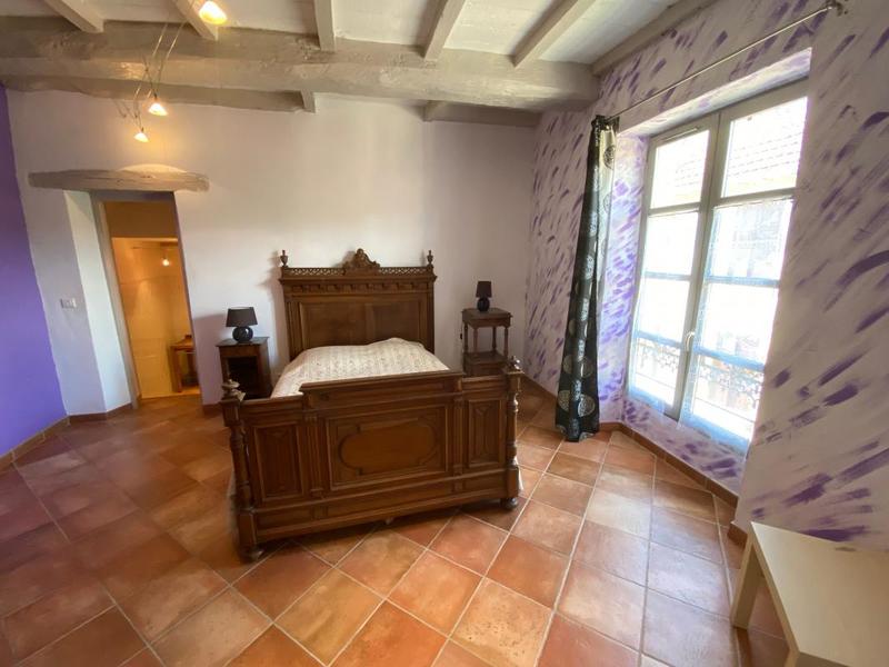 Maison de ville - 334 m² - 7 pièces