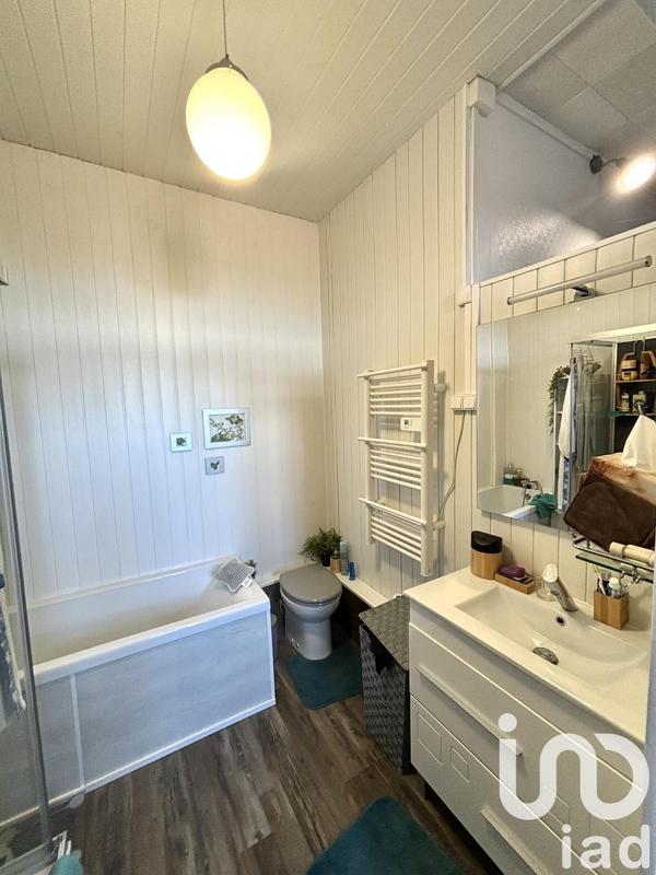 Maison - 229 m² - 10 pièces