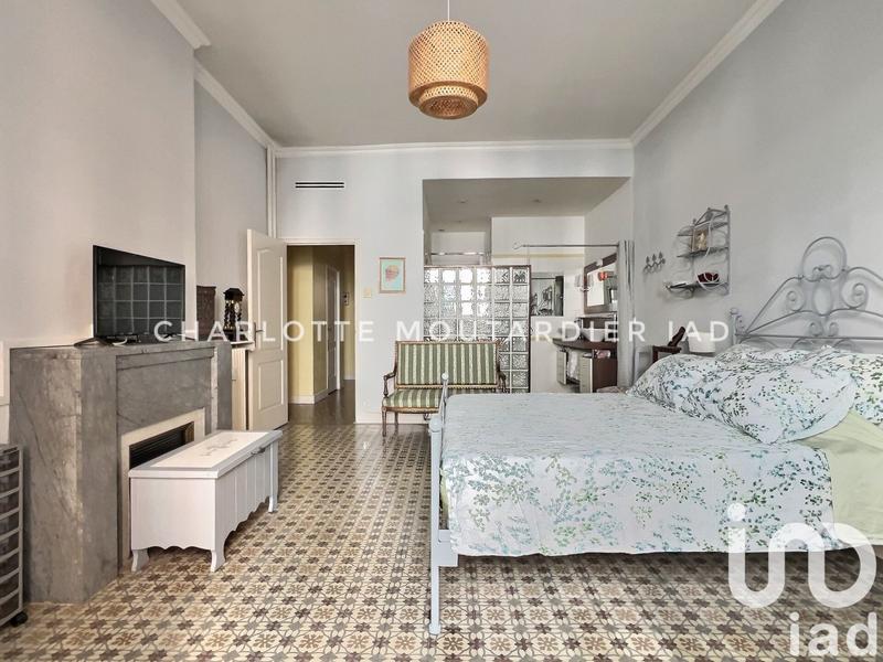 Appartement - 158 m² - 5 pièces