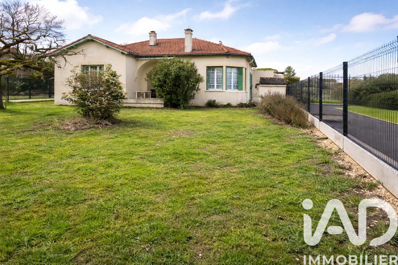 Maison - 94 m² - 5 pièces