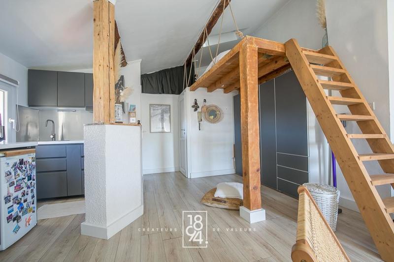 Studio - 28 m² - 1 pièce