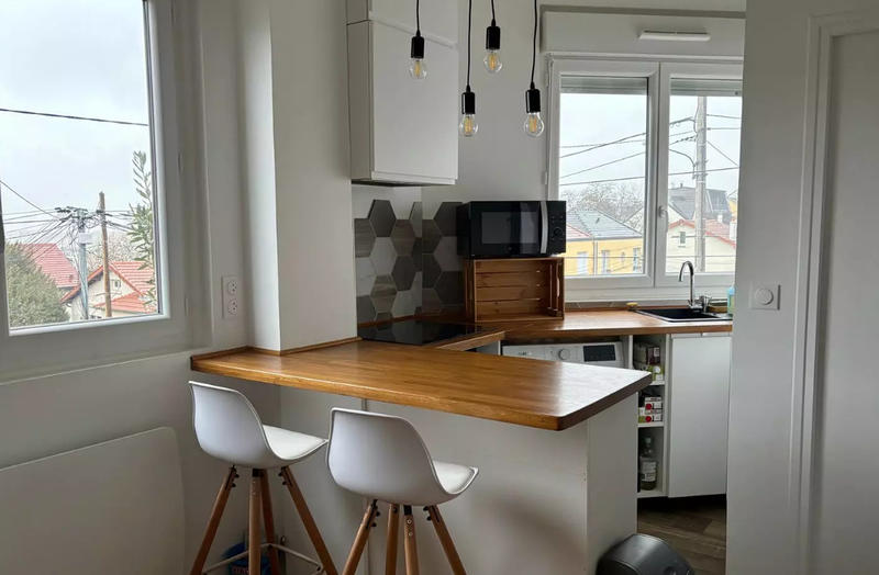 Studio - 25 m² - 1 pièce