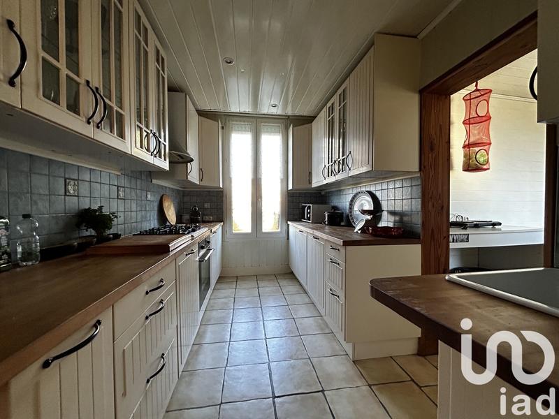 Maison - 440 m² - 13 pièces