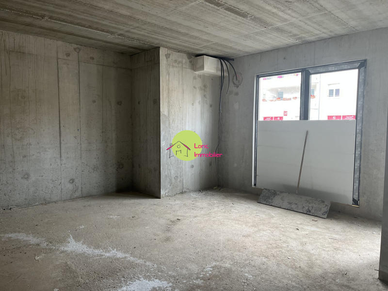 Local commercial - 93 m²