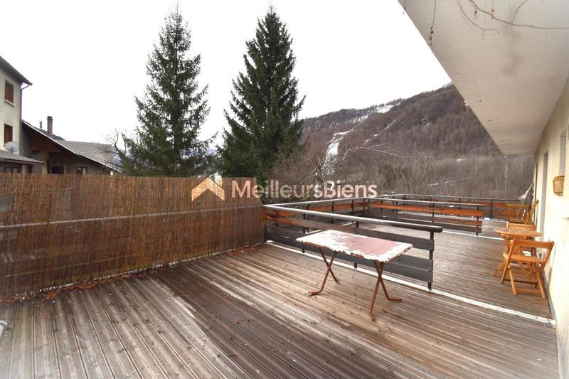 Immeuble - 849 m² - 35 pièces